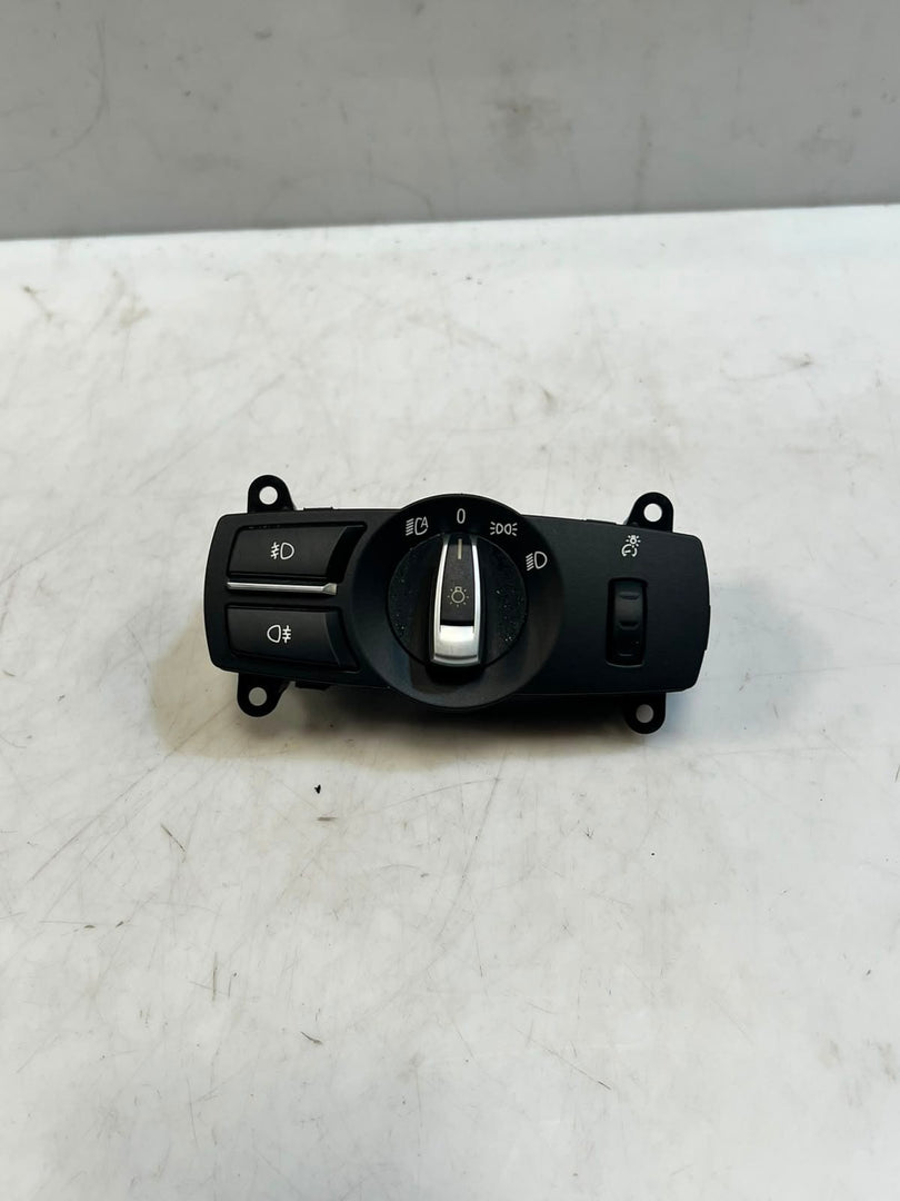 2010-2012 BMW 740i 5 Series F10 F11 6 Series F13 N47 D20 Light Switch 9192744