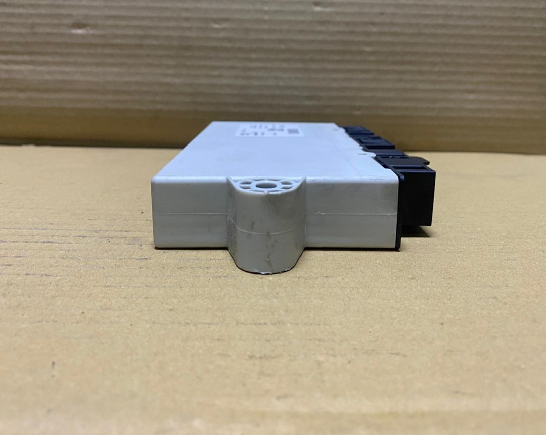 2011-2015 BMW 740Li Alarm Control Unit 9230941 5 Series F10 F11 and 7 Series F01