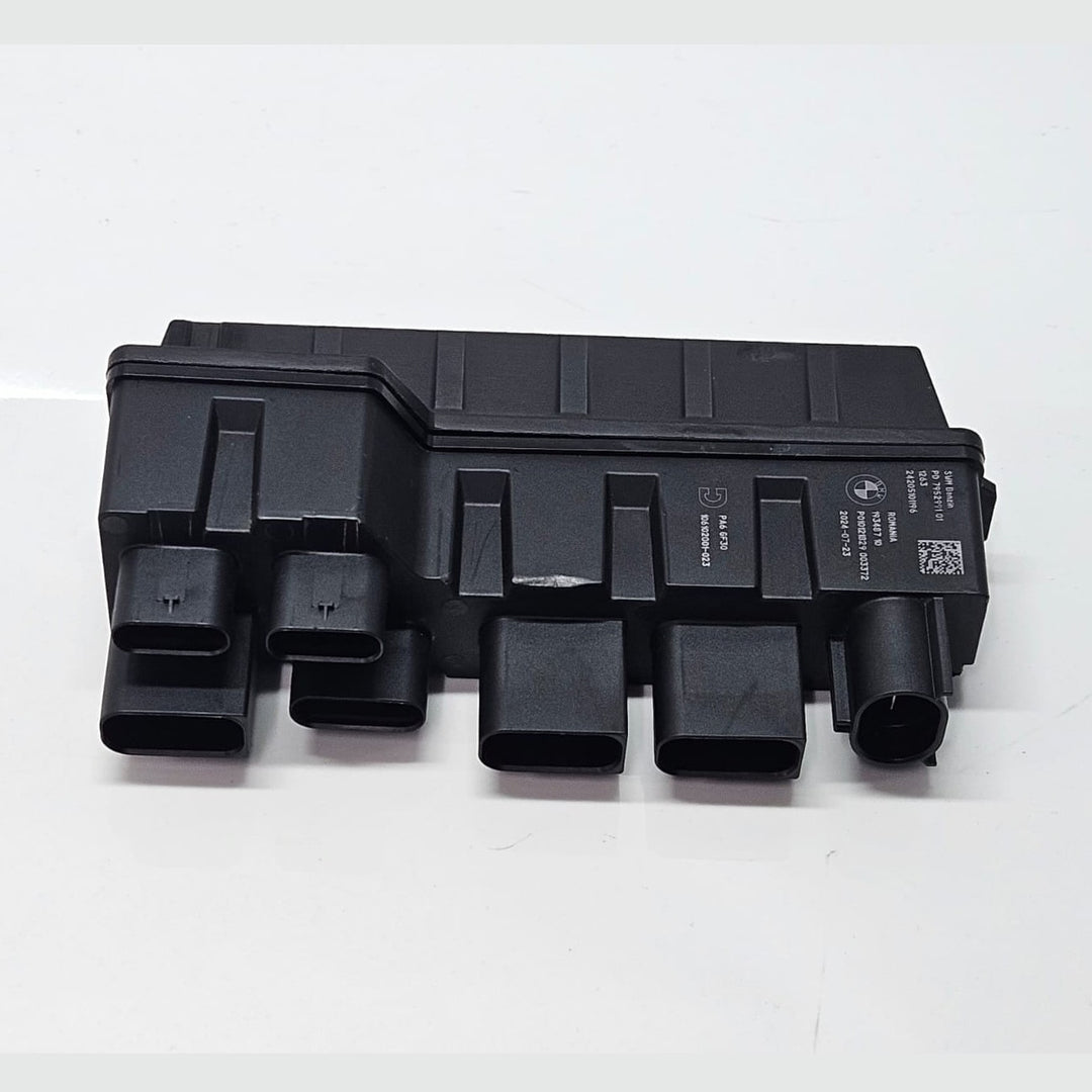 7952991-2023-2026 BMW X1 U11 B38N Integrated Power Supply Control Module OEM