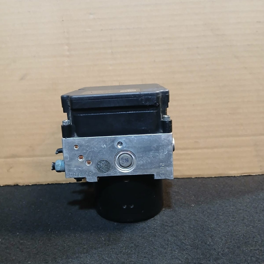 OEM BMW F30 F20 ABS Pump Anti Lock Brake Module 6862247 6862246