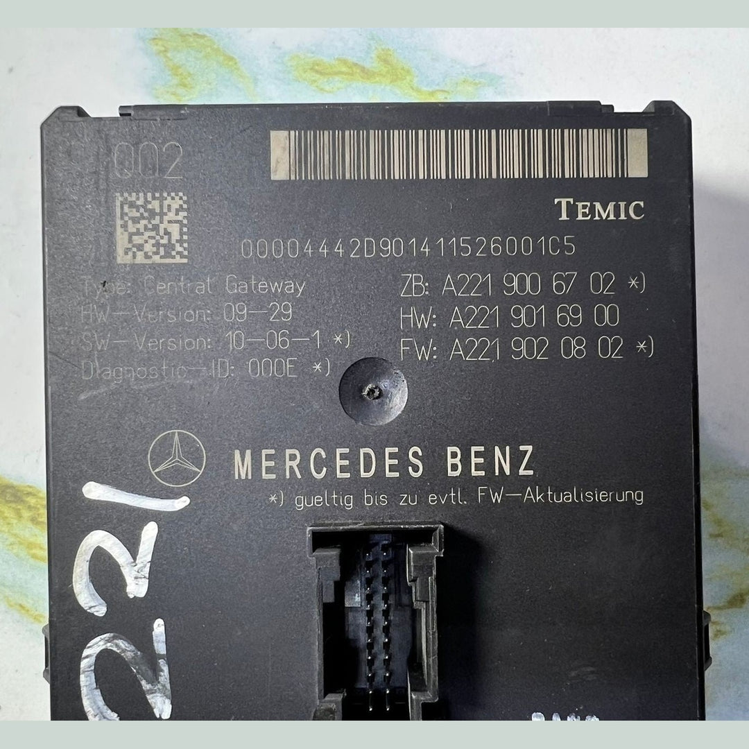 2007-2013 Mercedes-Benz W221 S-Class Gateway Control Module A221 9006702 OEM