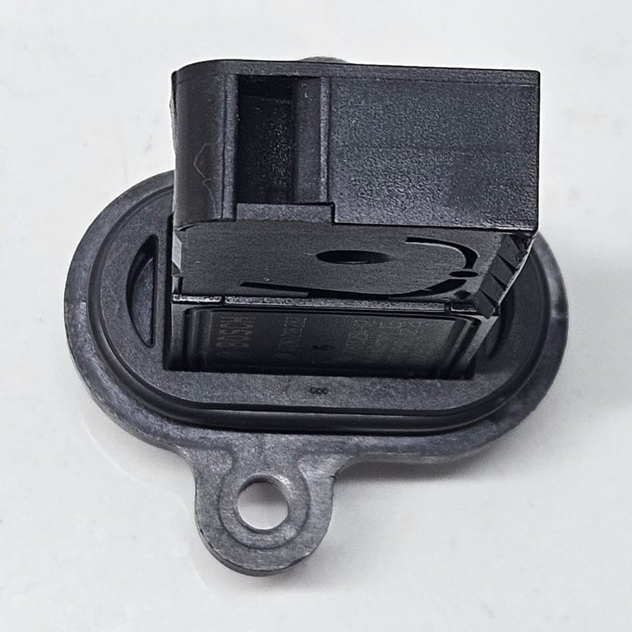 2013-2017 BMW 750i 7 Series F01 F02 F03 F04 Mass Air Flow Sensor 7613234 OEM