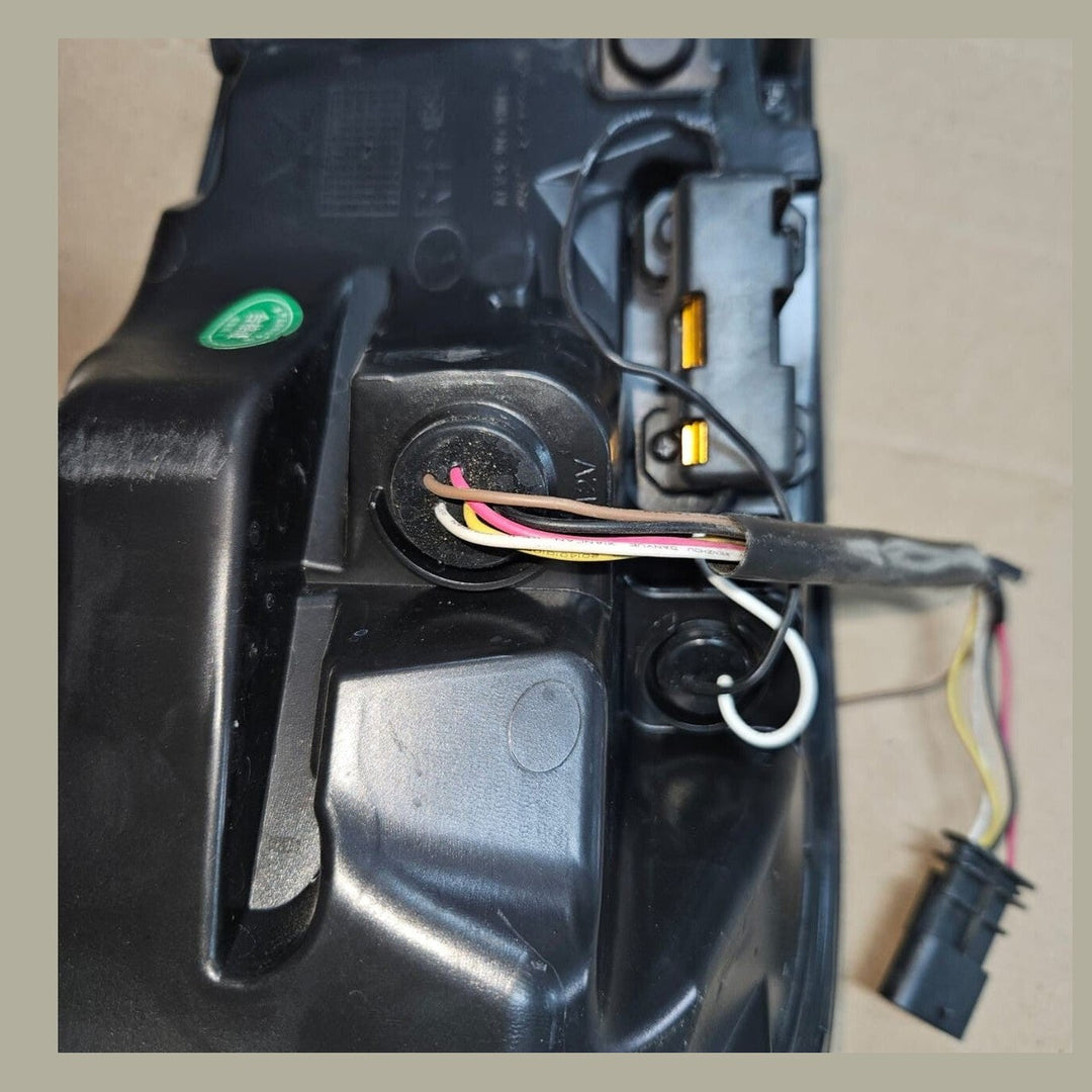 AFTERMARKET BMW  M4 TAIL LIGHT RIGHT SIDE USED ITEM F32 2013