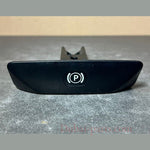 Bild in die Galerieansicht laden, 08-14 Mercedes W204 C-Class Parking Brake Control Switch A204 4270020 RHD OEM