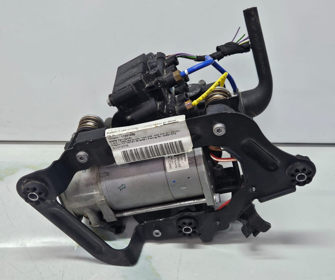 BMW 740e 7 Series G11 G12 Air Pump (Suspension) 6861882 OEM