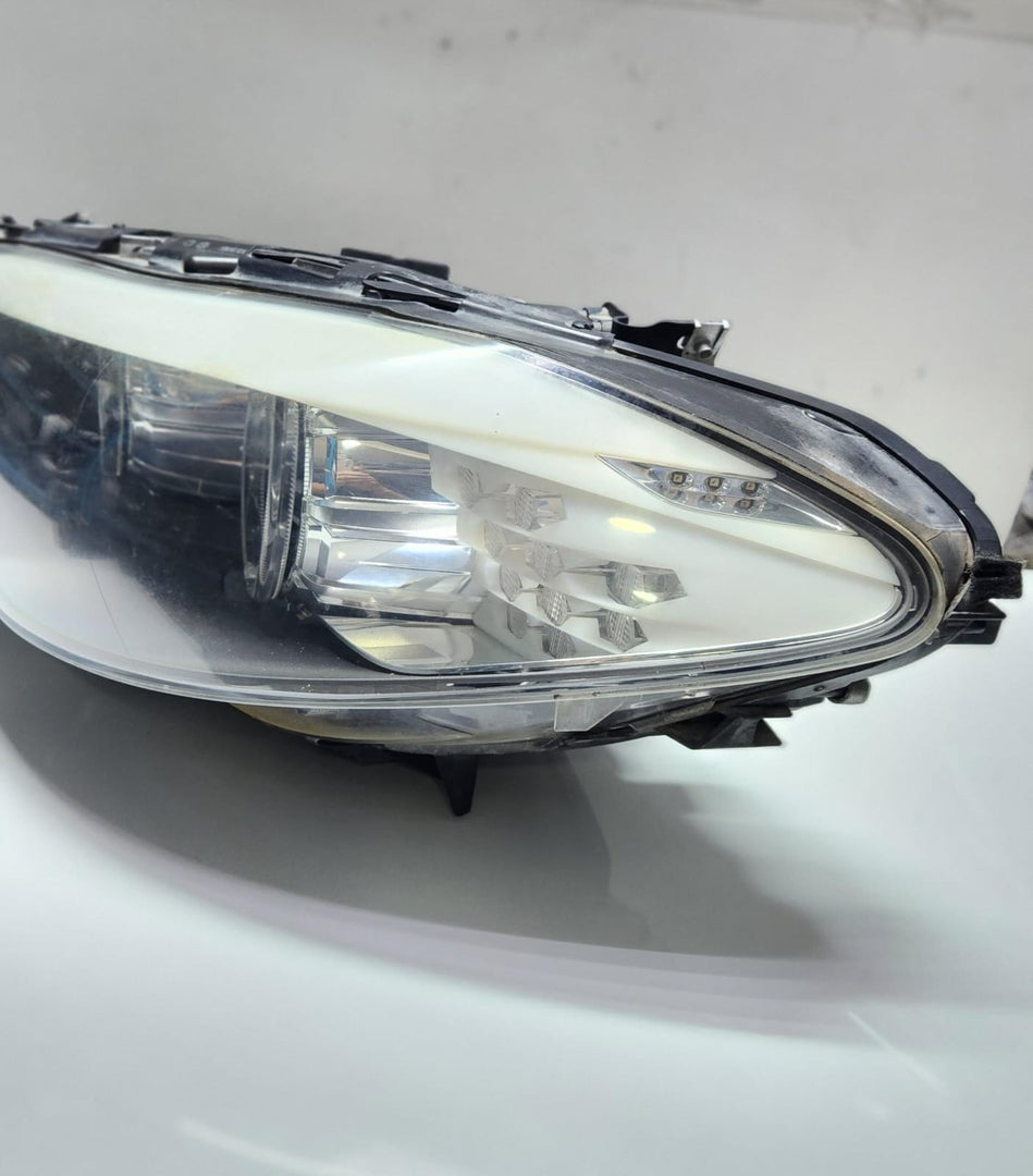 Genuine 2010-2013 BMW 535i Adaptive Bi-Xenon Headlight Left 7203253 5 Series F10