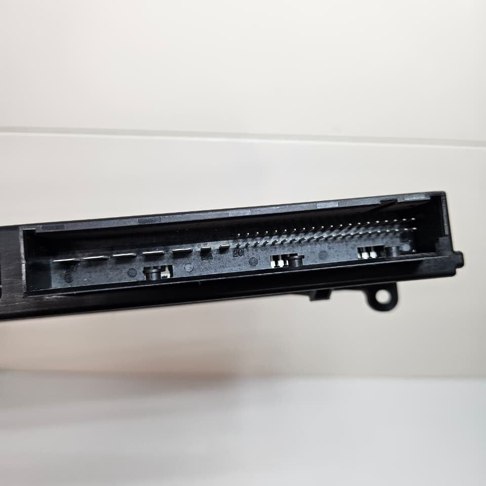 2013-2015 BMW E84 X1 Body Control Module 9298945 OEM