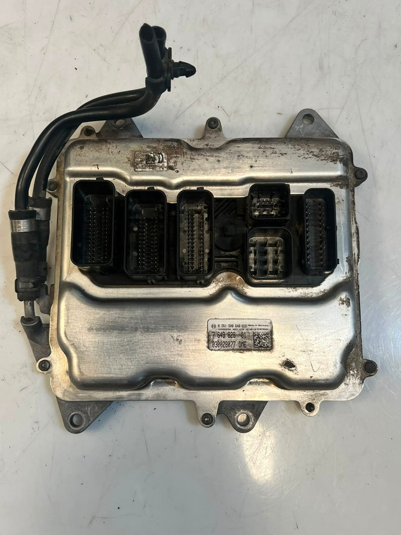 BMW F02 7 Series 750i N63B44B Engine Control Unit ECU SET DME+CAS+1KEY 7649828