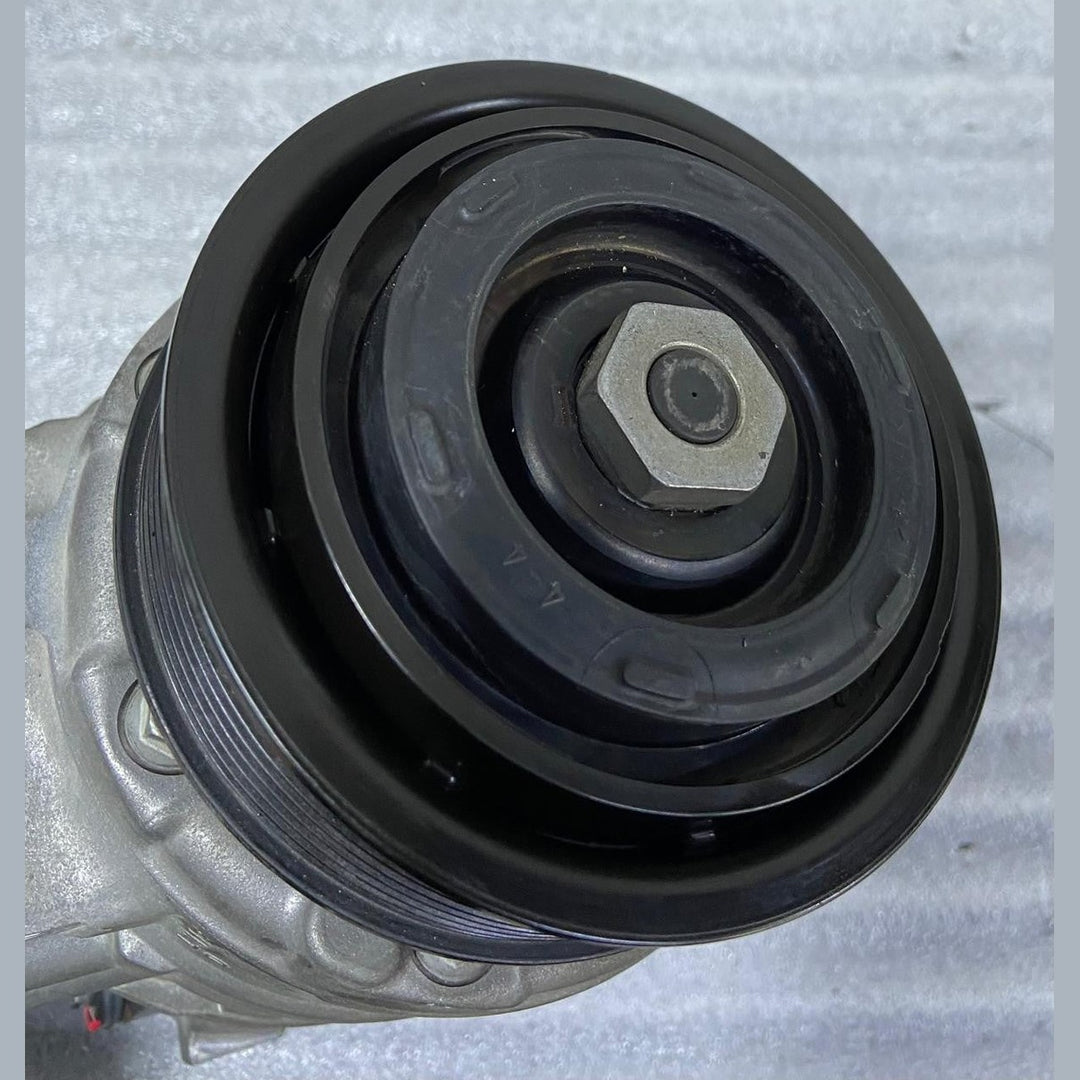 OEM BMW X3 F25 A/C AIR CONDITIONING COMPRESSOR 9217869 DENSO