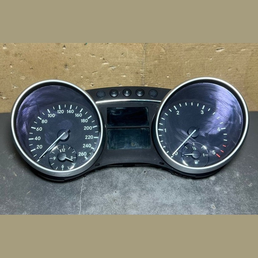 07-13 Mercedes-Benz W164 GL ML Kombiinstrument Tacho A164 5403347 OEM