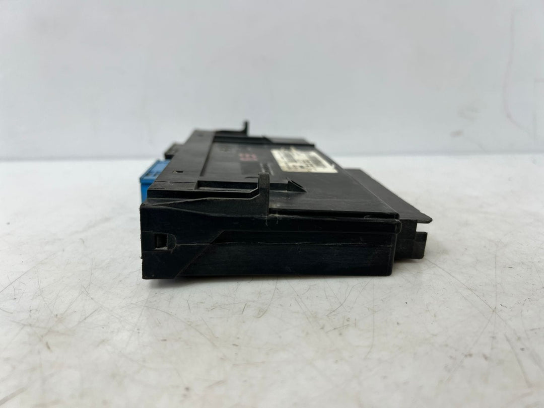 2007-2008 BMW 323i 320i E90 Body Control Module BCM 9177986 OEM