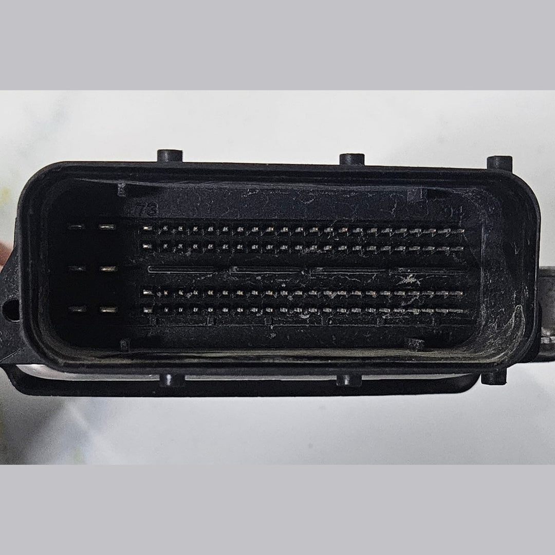 OEM BMW F07 GT 530D DEF PUMP EMISSION CONTROL  MODULE 7377299