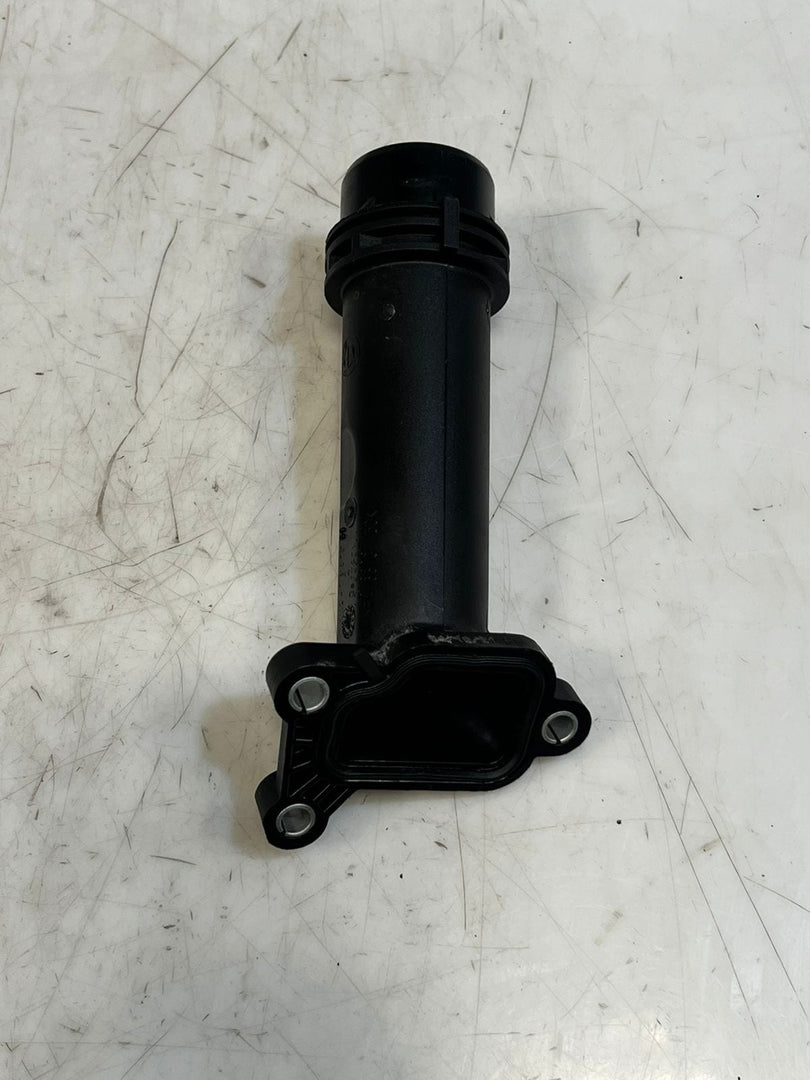 BMW 2' E91 F22 X1 E84 E90 Engine Coolant Water Pipe Hose Cylinder Head 7810707
