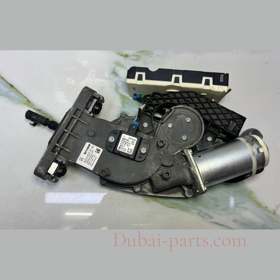 2014 Mercedes-Benz E300 Tailgate Lift Motor A2128203742 E-Class W212