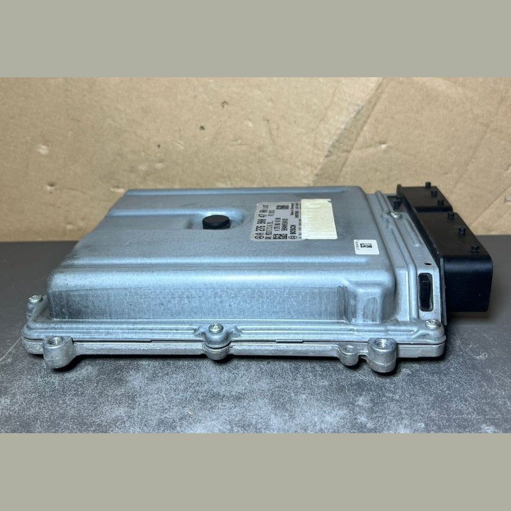 12-18 Mercedes W166 W218 Engine Control Module Unit ECM ECU A276 9004700 OEM