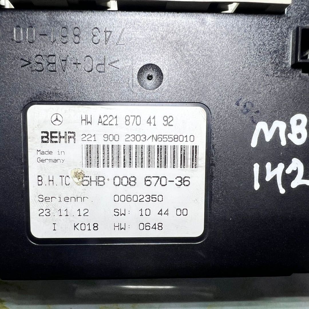 07-14 Mercedes W221 S550 CL550 AC A/C Heater Control Module A221 8704192 OEM