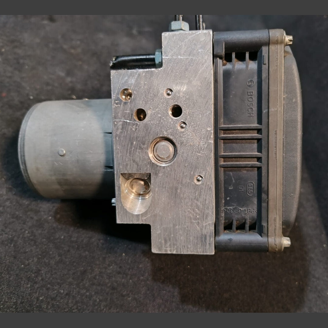 BMW  ABS(Anti-lock Braking System ) CONTROL UNIT MODULE  UNIT  6798289 E70 X5