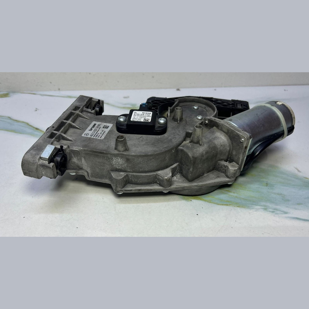 Mercedes Tailgate Lift Motor A2128201842 C-Class W204
