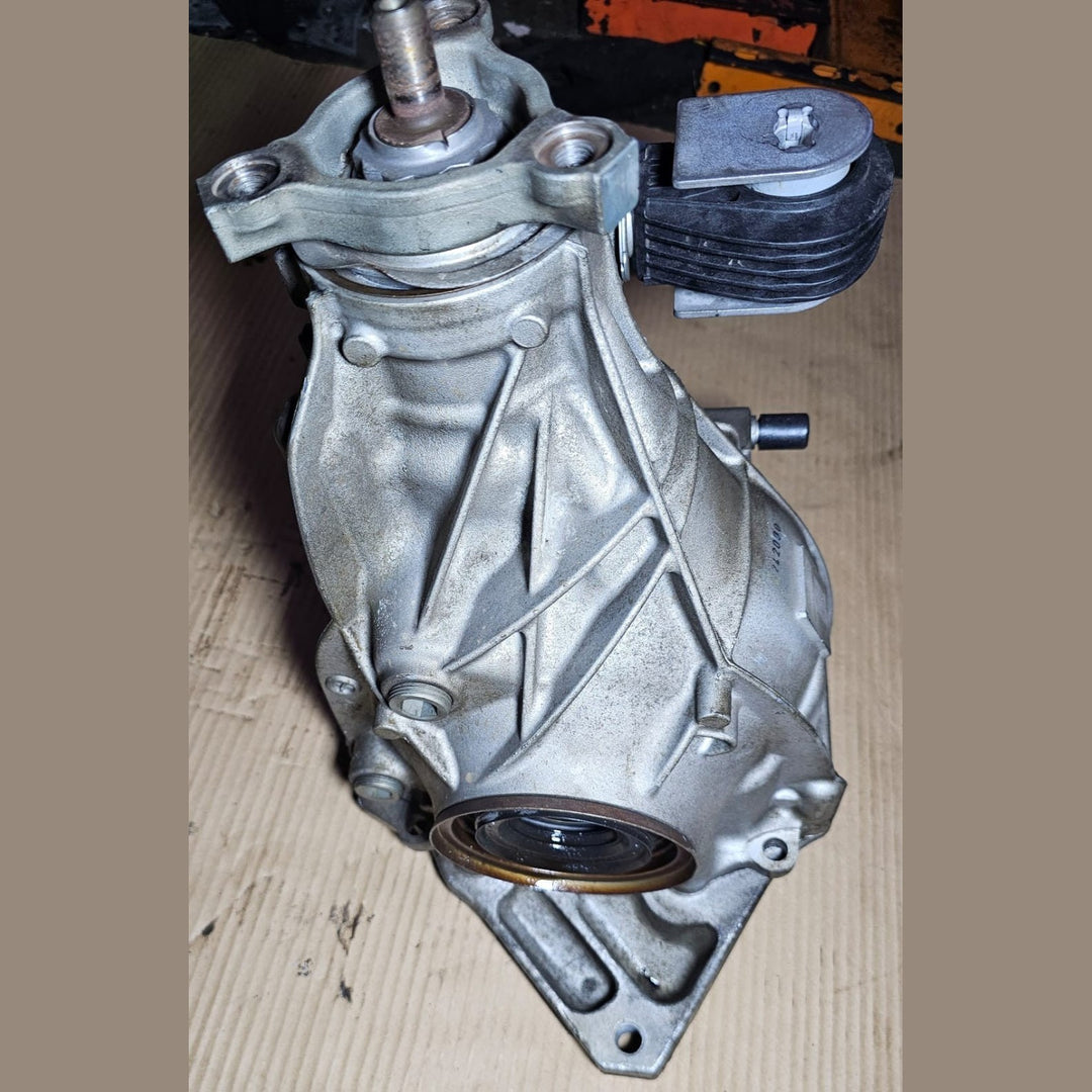 Mercedes-Benz Rear Axle Gear Differential A2053507704 W253 GLC 350E 4MATIC 3.266