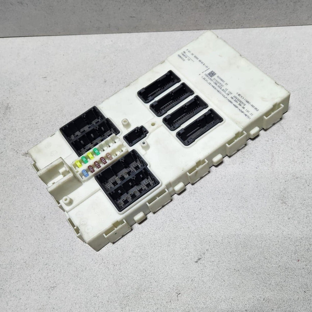 2012-2016 BMW 328i Body Control Module 9290801 328i 335i F30 F20