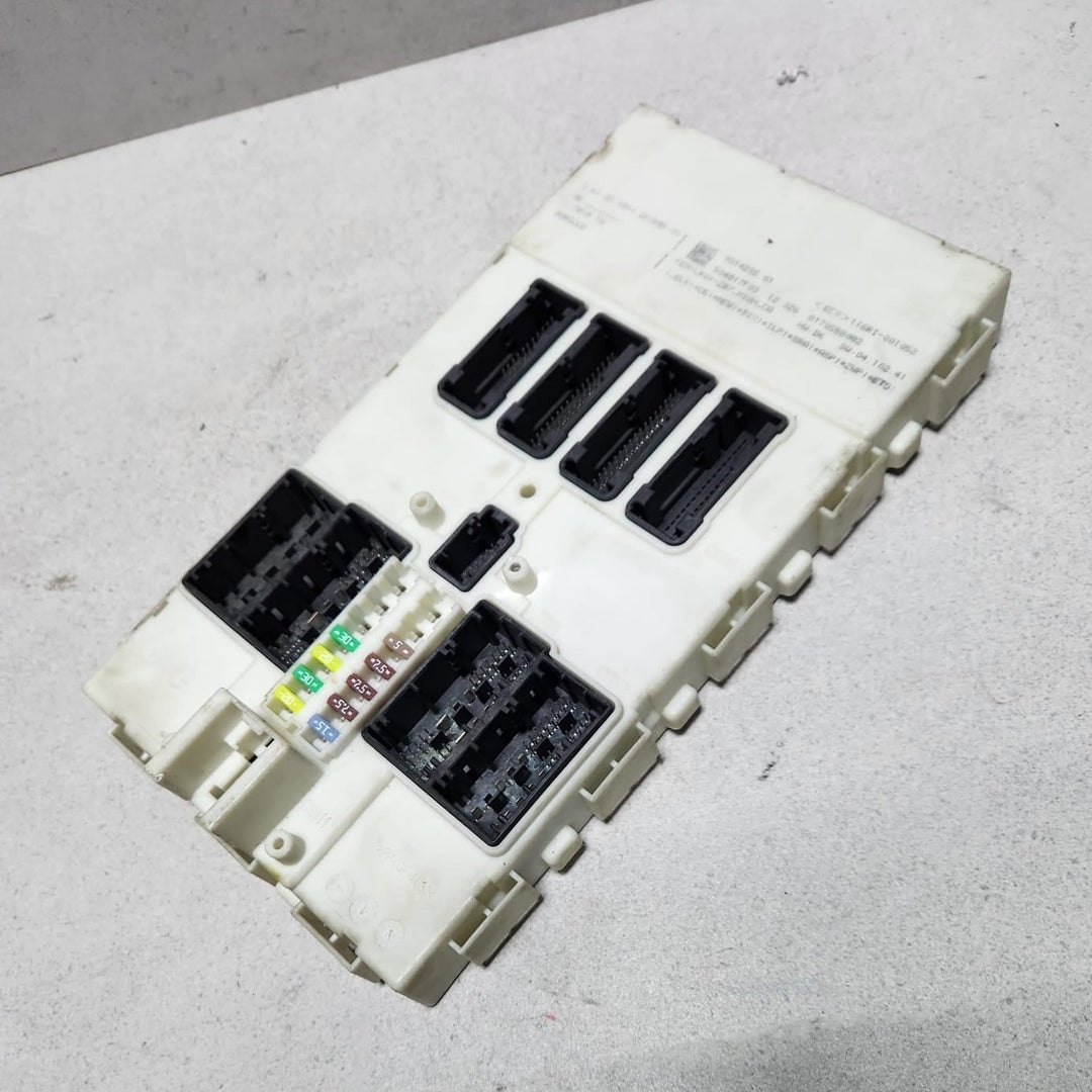 2012-2015 BMW 328i Front Electronic Module 9314235  F30 320i 328i 335i 