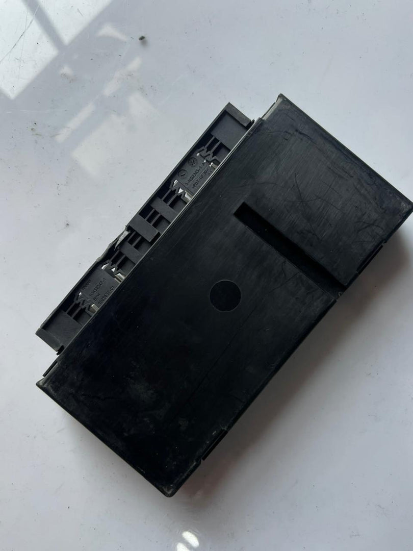 2004-2007 BMW 525i Body Gateway Control Module 9133143 E60 E61 E63 E64 models