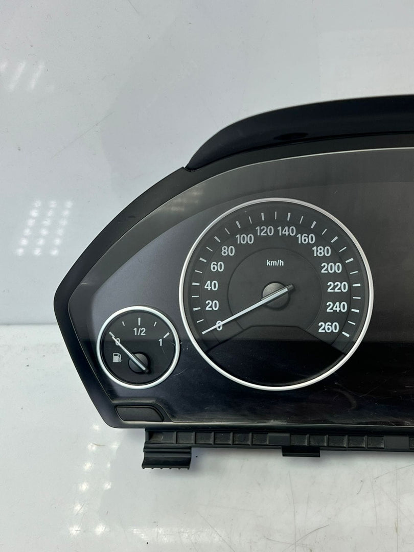 2016-2018 BMW 3' F30 F31 4' F32 F33 330i 418i 420i Instrument Cluster 6843134