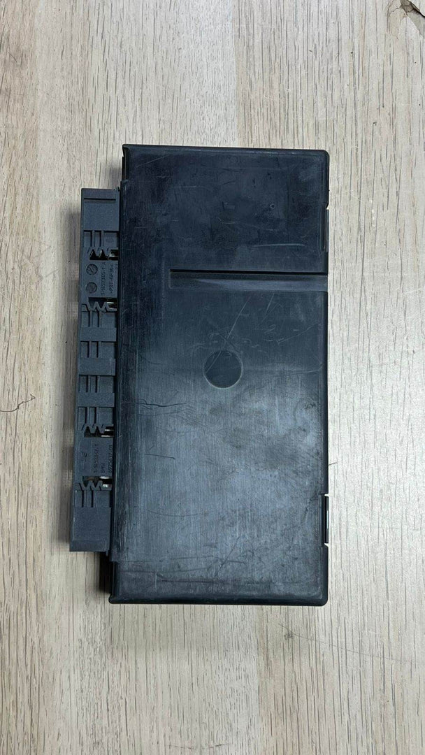2008-2010 BMW 528i Body Gateway Module 9221110 5 6 Series E60 E61 E63 E64