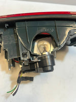 Bild in die Galerieansicht laden, 2012-2015 BMW 3 Series F30 320i 328i Rear Left Inner Taillight Assembly 7259915