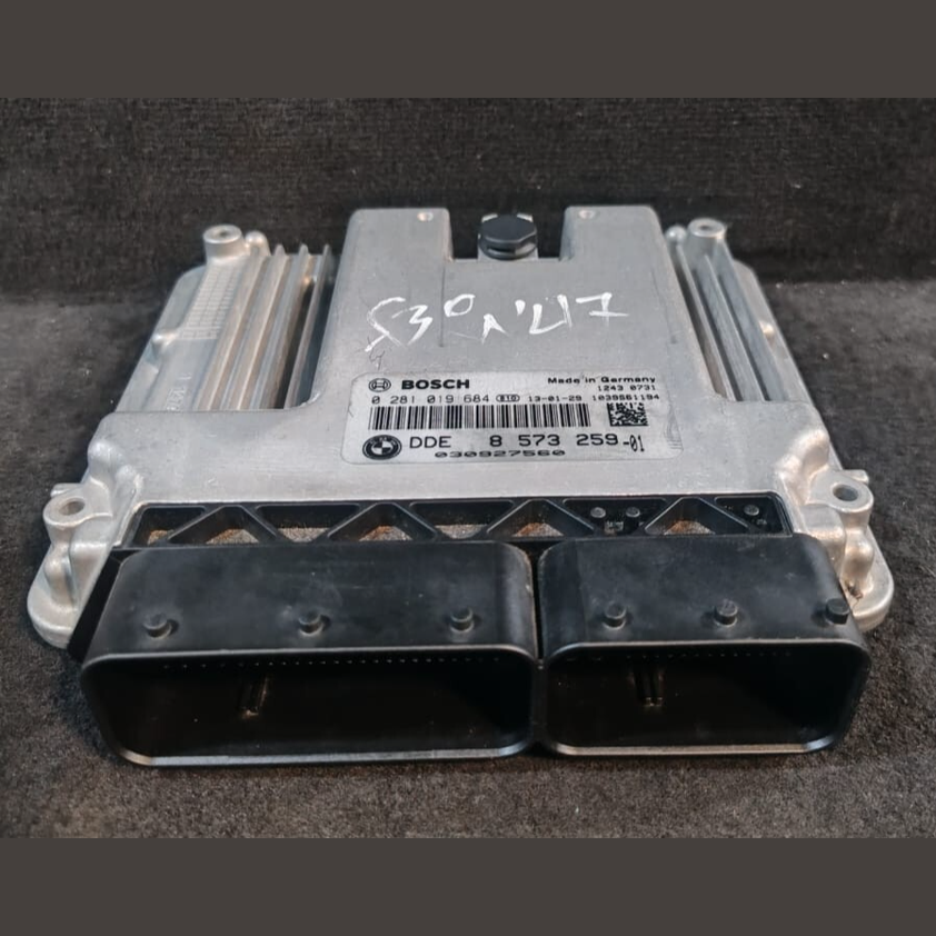 BMW 320d DIESEL N47N F30 F32 F34 F36 2013 ENGINE CONTROL ECU ONLY -  8573259