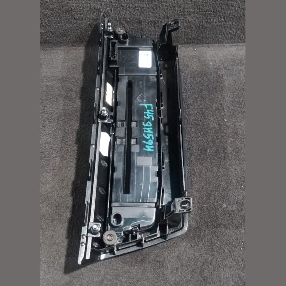 BMW F45 F46 AUDIO OPERATING UNIT / TRIM PANEL P/N - 9312393