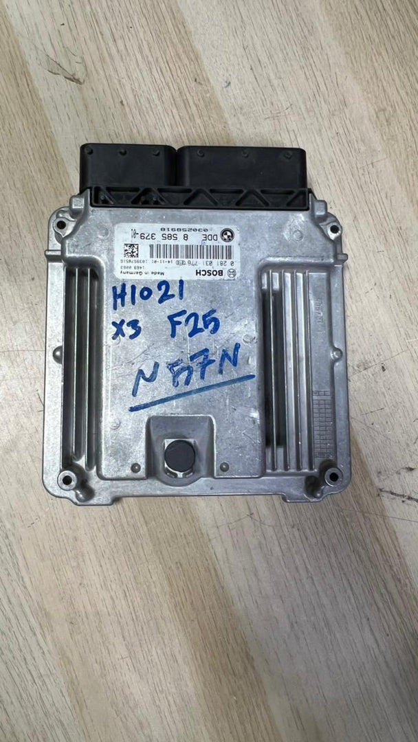 BMW Engine Control Unit 8585379 X3 F25 N57D30A 3.0 DIESEL ECU UNIT 