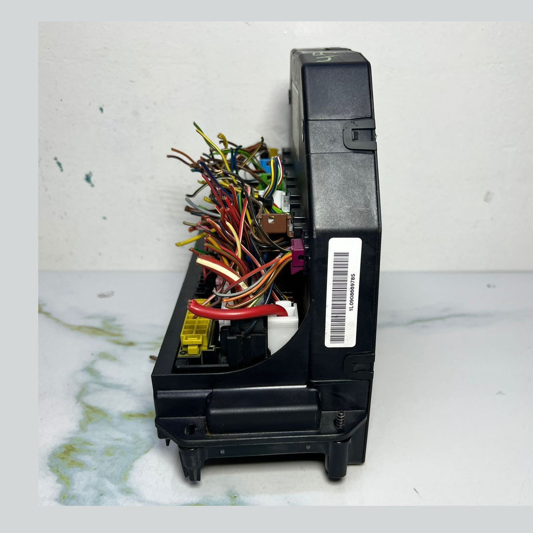 2009-2016 Mercedes-Benz E350 Fuse Box A2129004500 W212 E-Class