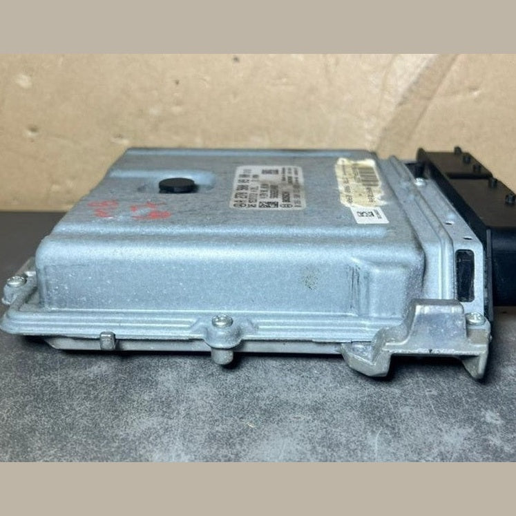 Mercedes W246 CLA B-Class Engine Control Module Unit ECM ECU A270 9000900 OEM