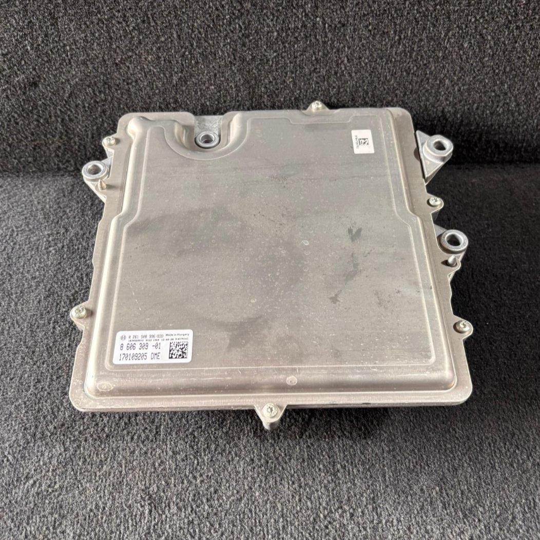 OEM BMW F10 F30 F20 N55 3.0 DME ENGINE CONTROL UNIT COMPUTER ECU SET 8606309