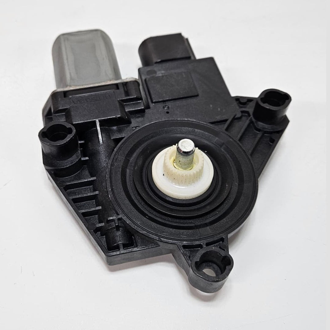 2018 BMW X3 G01, X4 G02, Window Regulator Motor 7457251
