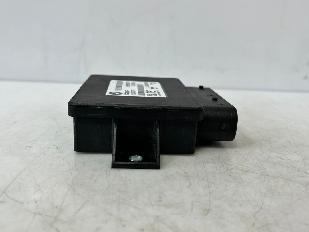 2011-2015 BMW F10 5' F25 535i 550i 650i Parking Brake Control Module 6858017 OEM