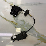 Bild in die Galerieansicht laden, 2012-2018 Mercedes-Benz CLS550 Trunk Lid Latch Lock Actuator A 204 750 0060 W212