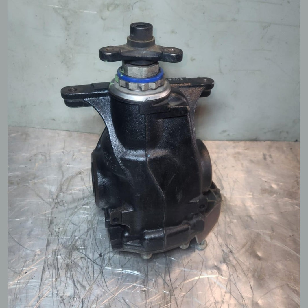 2012-2016 BMW 320i Rear Differential Carrier 7612164 F30 318i B38 3.15