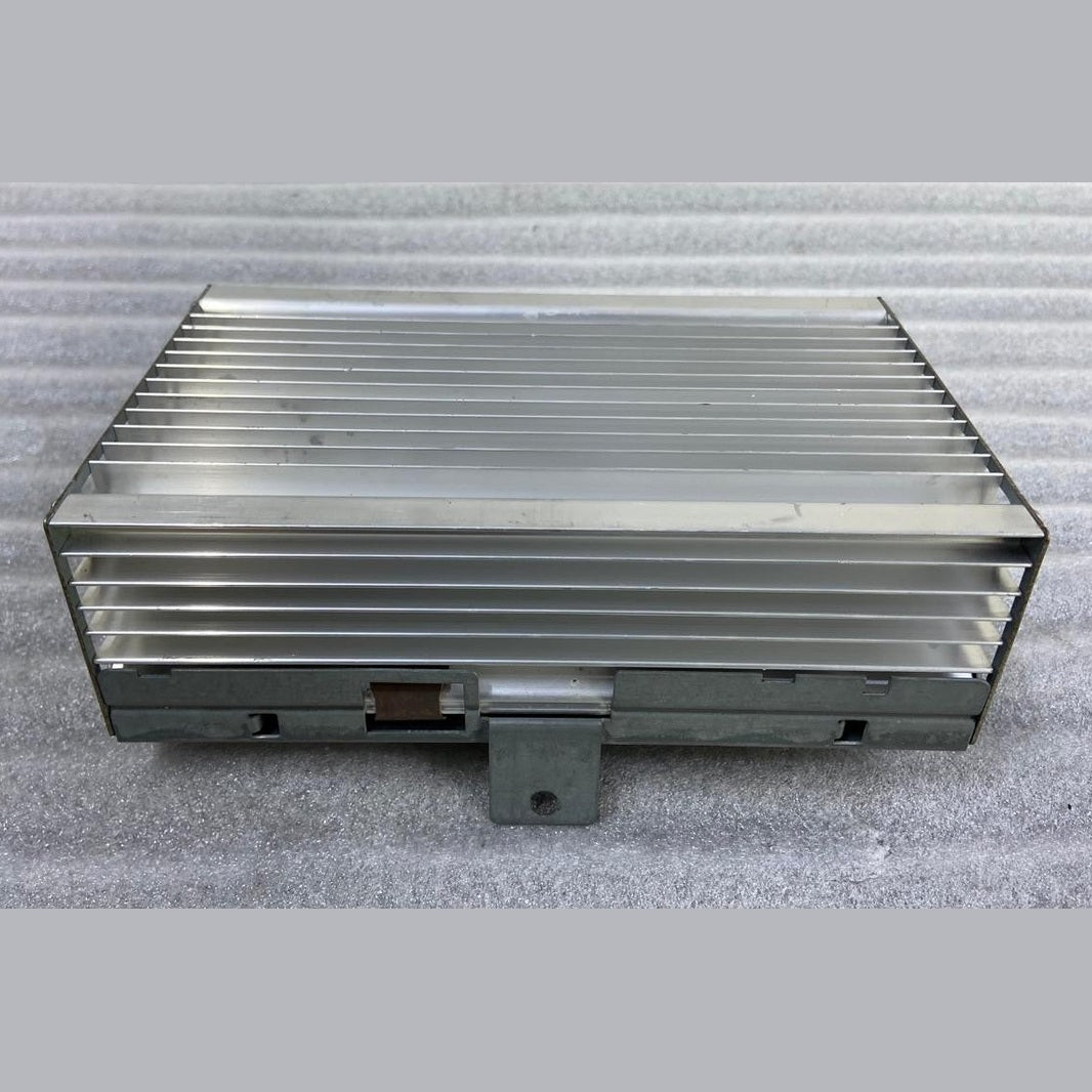 OEM BMW 5 Series Gran Turismo F07 09-13 Harman Becker Stereo Amplifier 9266351