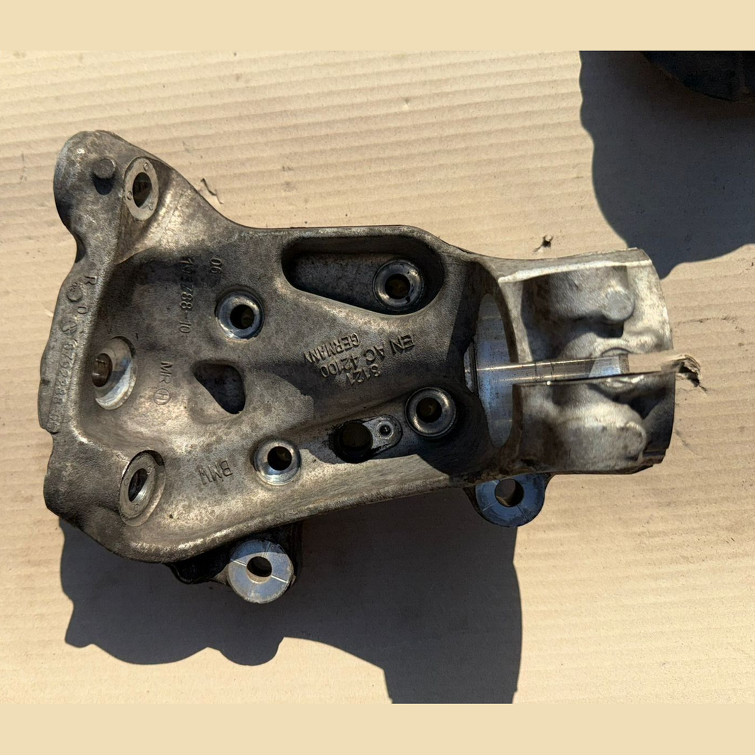 BMW 3 Series F30 F31 F35 Slewing Bearing Wishbone Axle Front Right 6792288