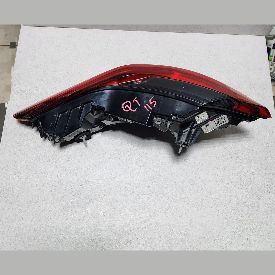 BMW Rear Light Side Panel Led Right 7445774  8 Series F91 F92 G14 G15 G16