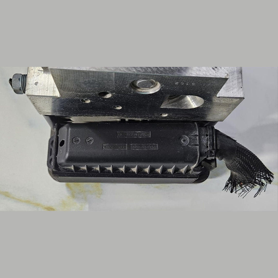 OEM BMW F02 F07 ABS Anti Lock Pump Brake Module 6797036, 6797038