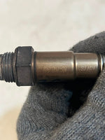 Bild in die Galerieansicht laden, 2018-2020 BMW 530e  F20 G01 F21 F22 F30 F31 G30 G31 G11 Oxygen Sensor 8631047
