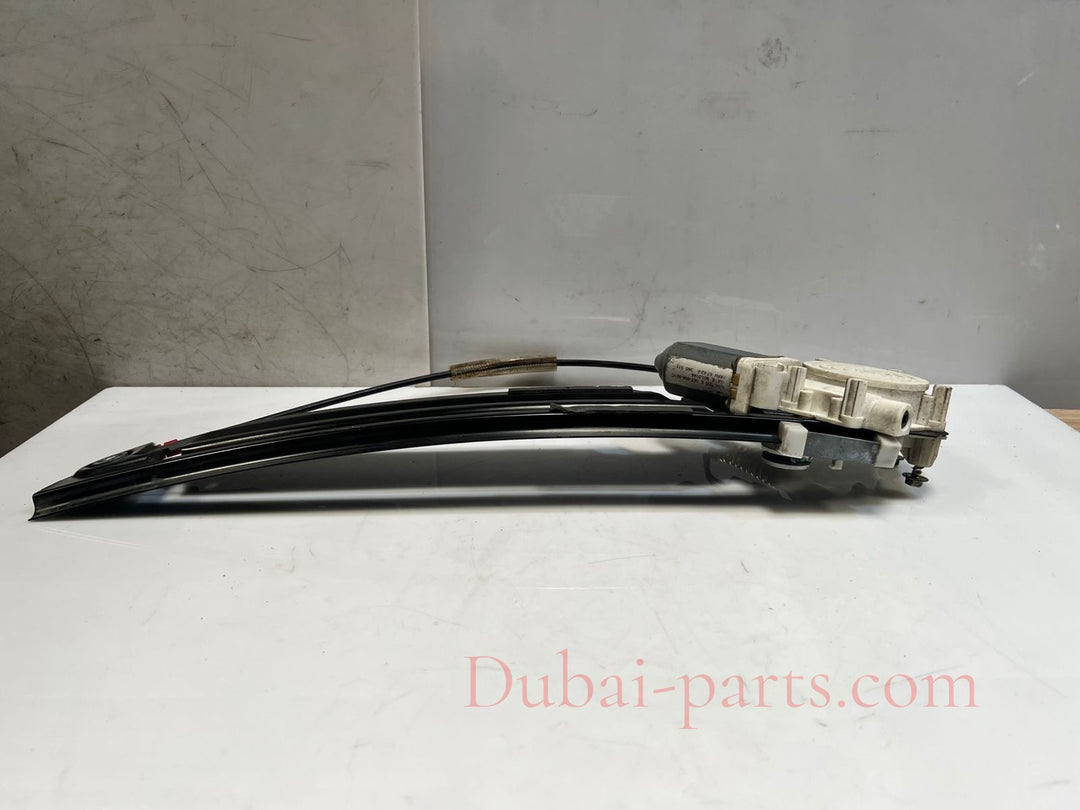 1999-2003 BMW M5 E39 5-Series 525I 528I Rear RIGHT Window Regulator 8252430
