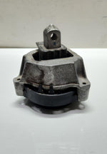 Bild in die Galerieansicht laden, 2019 BMW X3 Engine Mount 6877659 X3 G01 OEM