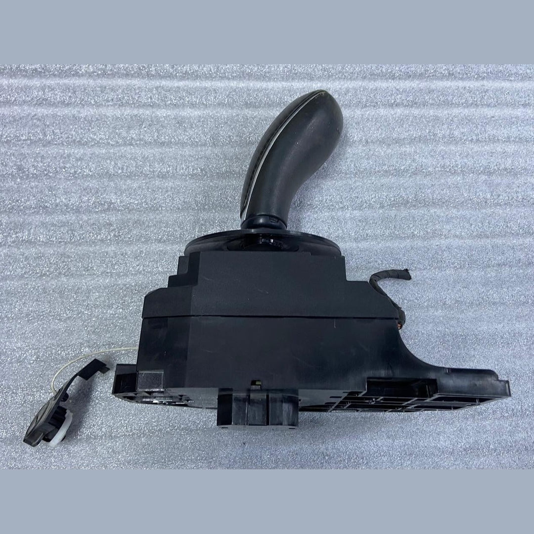 OEM BMW E60 E63 E64 650i AUTO SPORT FLOOR GEAR SHIFTER SELECTOR SHIFT 7589209