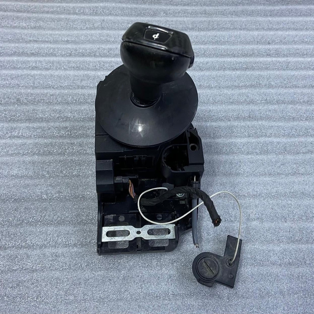OEM BMW E60 E63 E64 650i AUTO SPORT FLOOR GEAR SHIFTER SELECTOR SHIFT 7589209