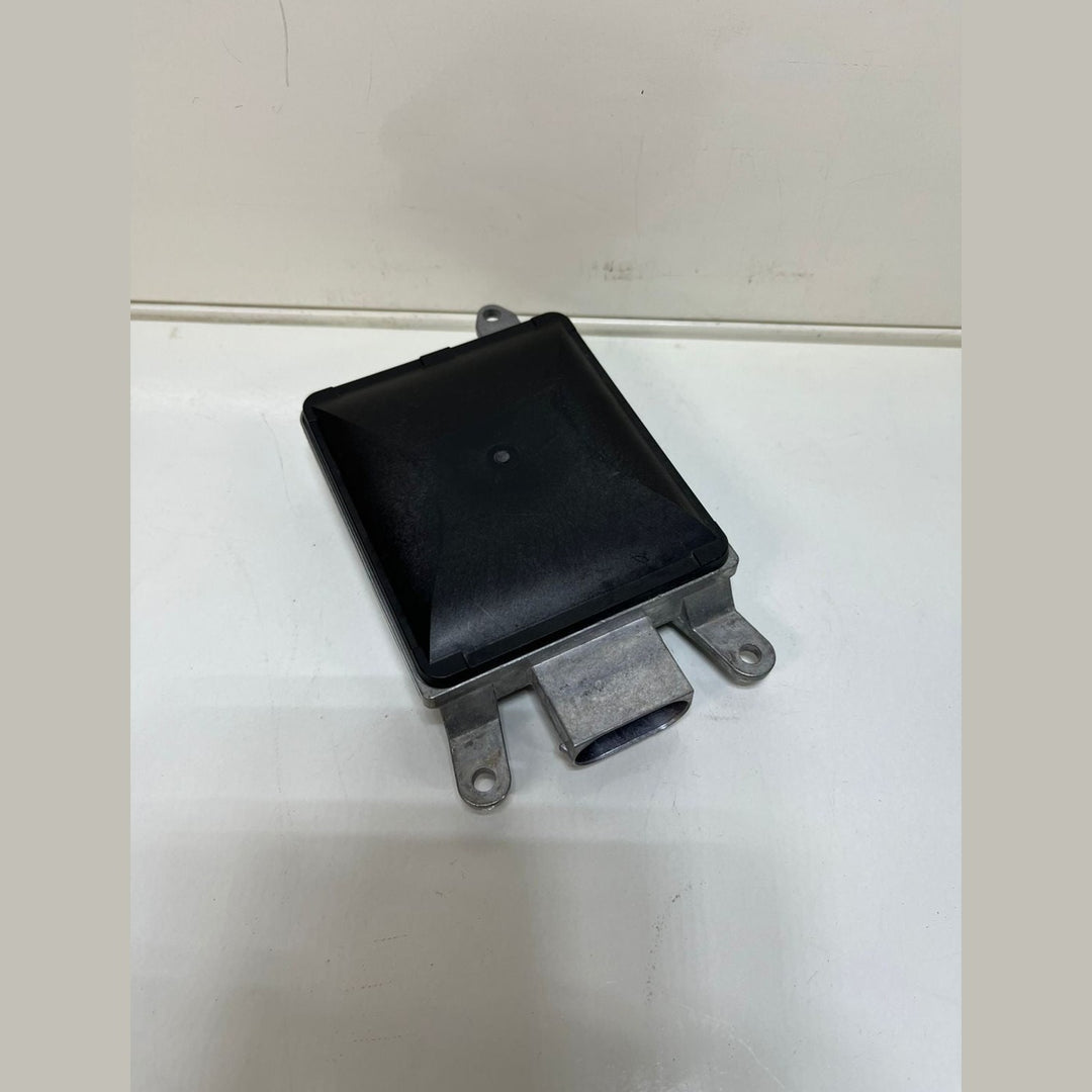 BMW F30, F31 Lane Change Warning Sensor 6881632