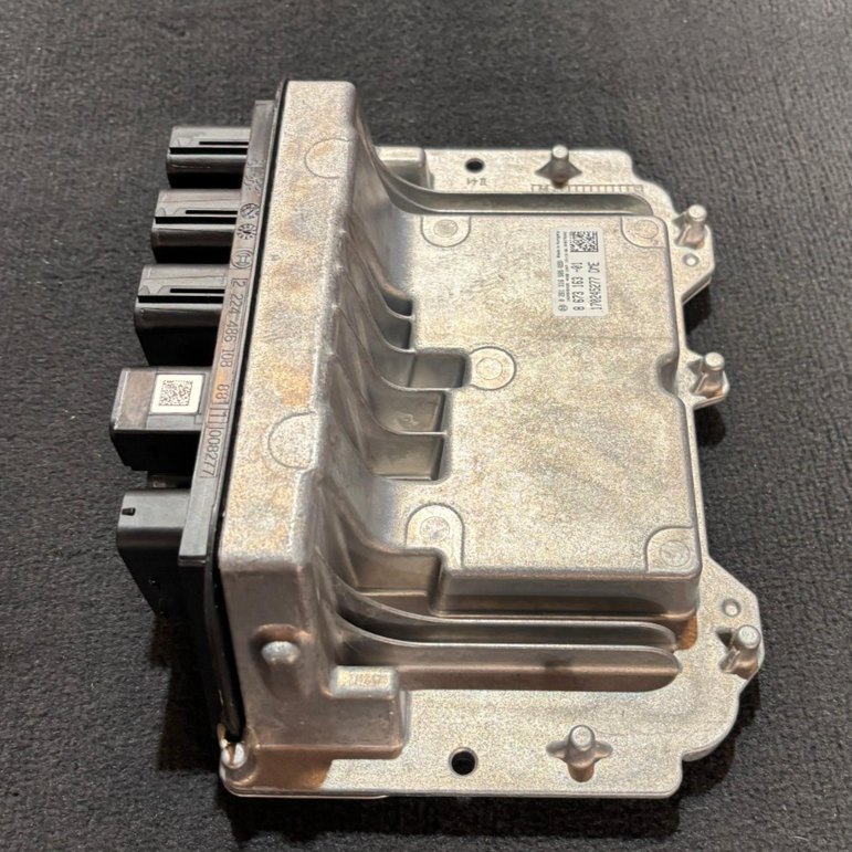 BMW BASIC CONTROL UNIT DME MEVD 018104 2' F45 MINI F54 F55 F56 F57 - 8673163